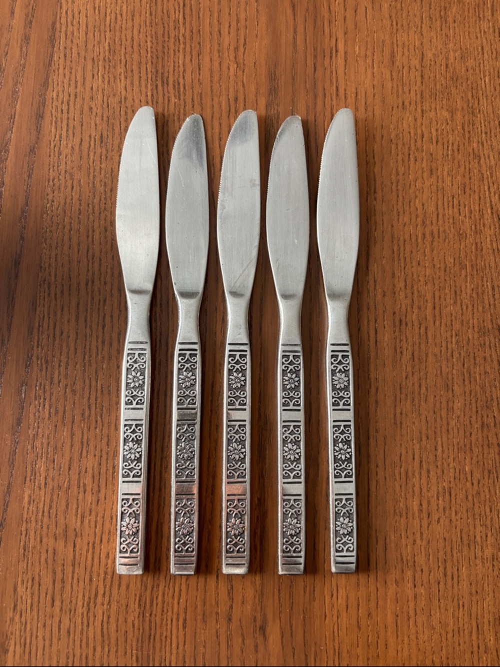 MCM AMBASSADOR STAINLESS - Dinner Knives - Stainless Steel Korea (Set of 5)